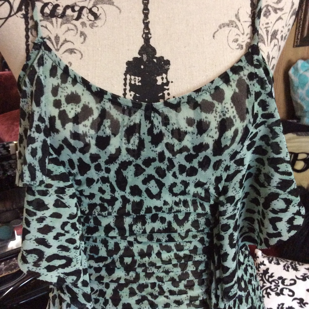 Leopard Mint Top - Picture 2 of 5